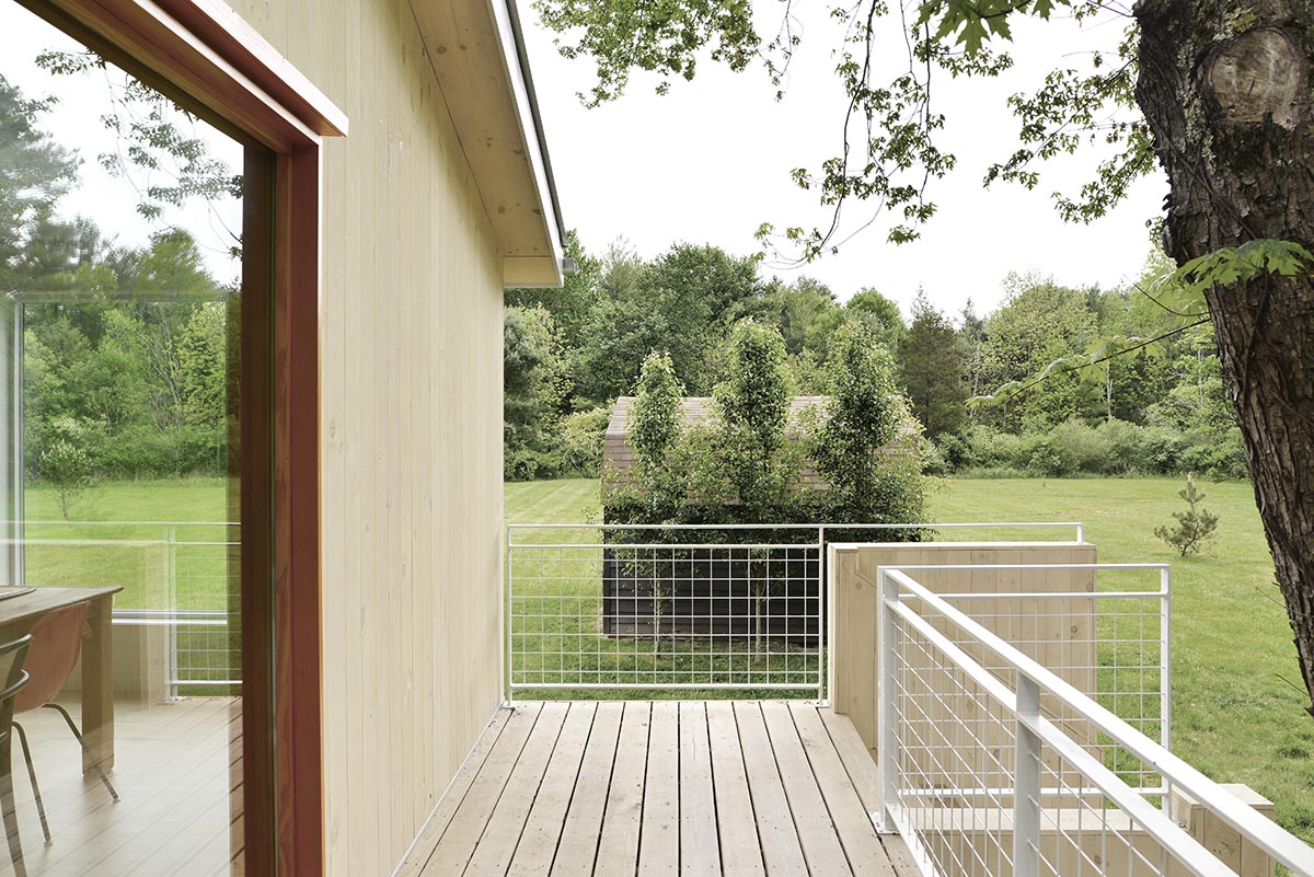Ballman Khapalova converts 1980s ranch into a modern home with brightened rooms in Saugerties