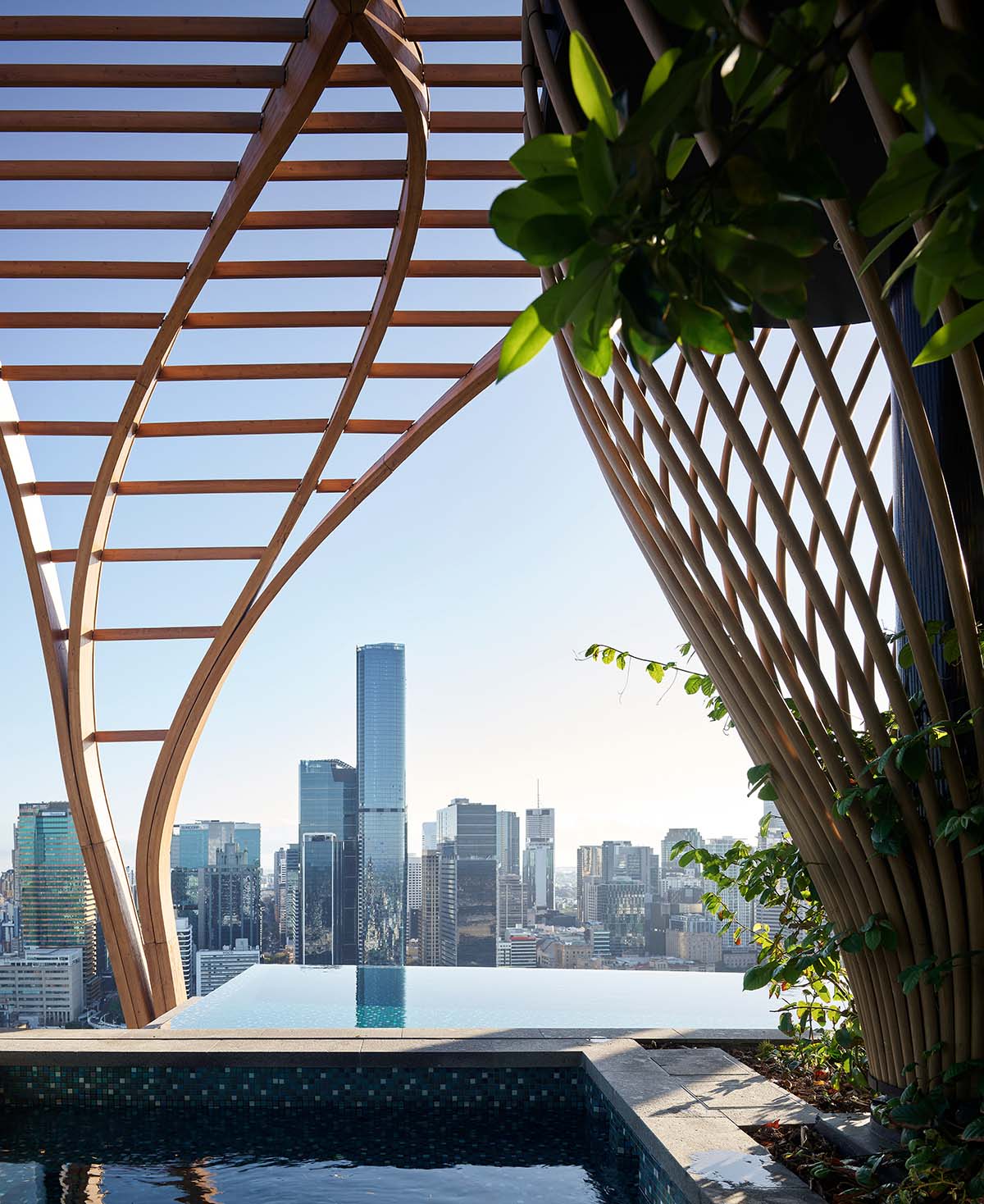 Koichi Takada Architects completes skyscraper featuring organic and meandering façade in Brisbane