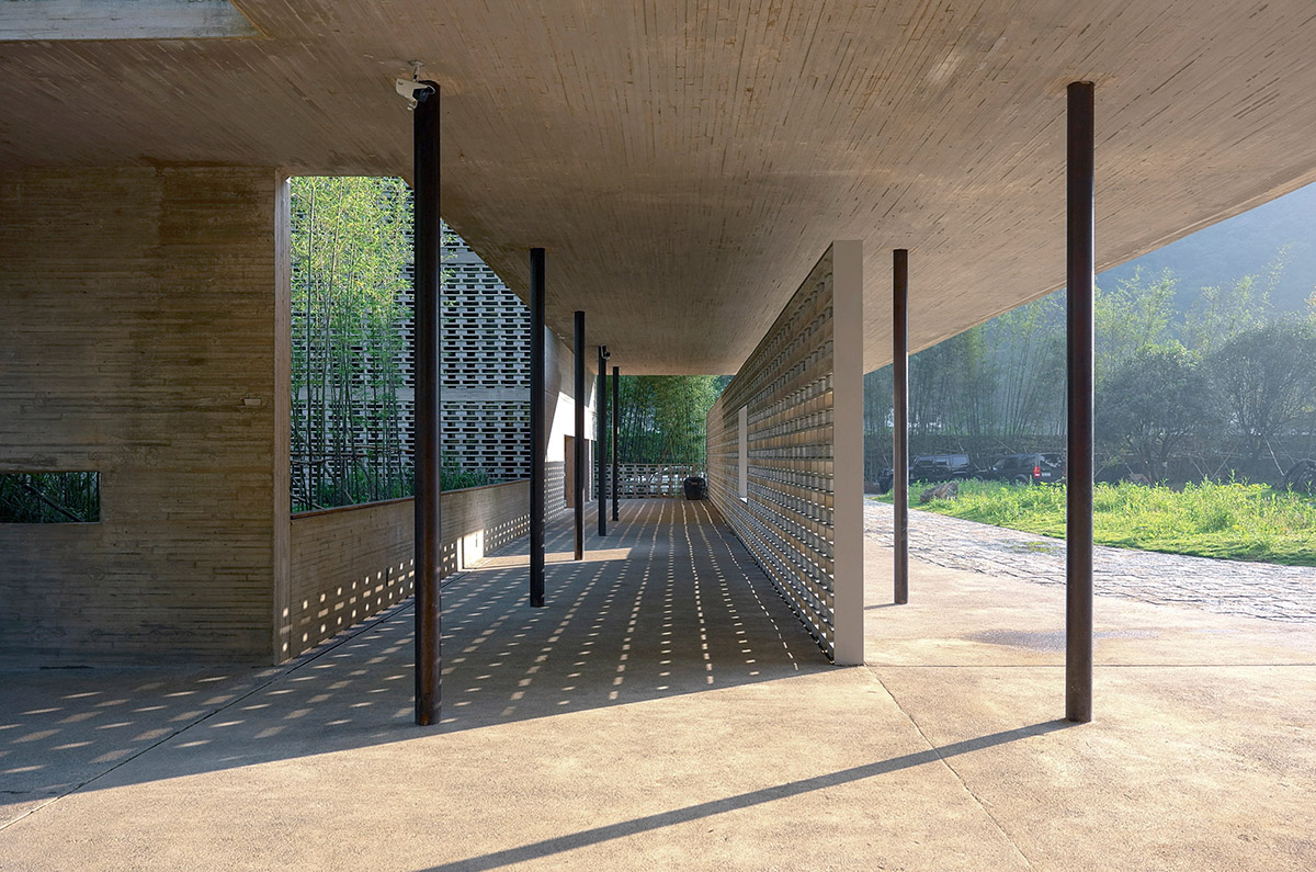 Vector Architects transforms old disused sugar mill into a hotel in China