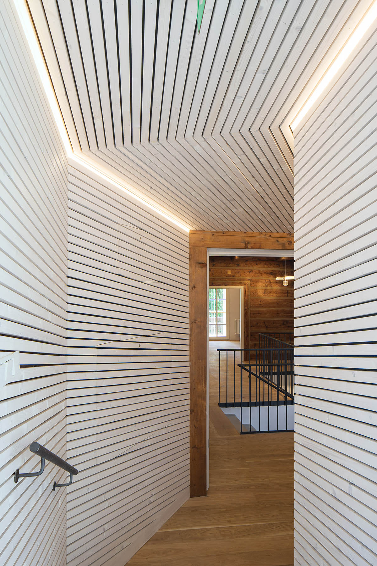 OV-A designs translucent Lasvit Headquarters reflecting glass making tradition of company in Nový Bor