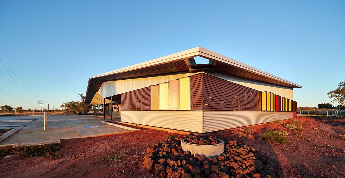 Fitroy Crossing Renal Hostel in Australia is crowned with the Best Use of Colour Award at WAF 2017