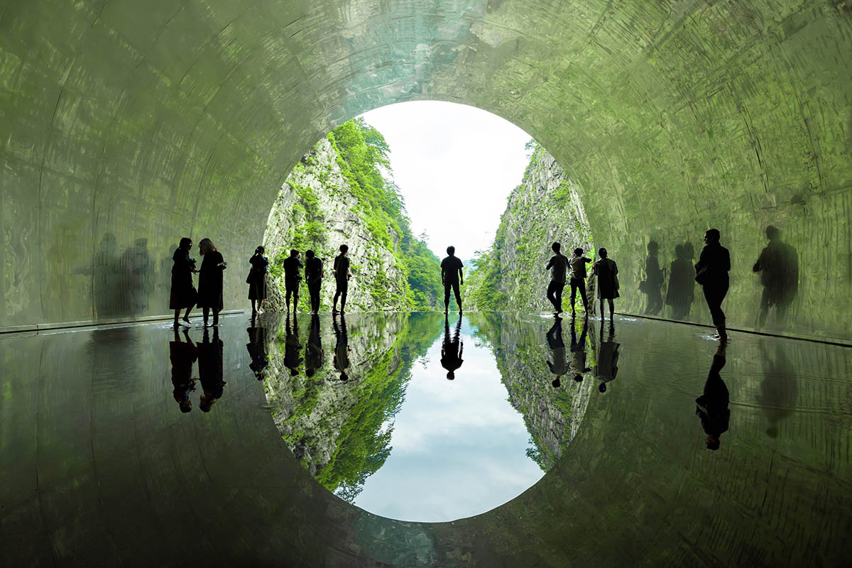 MAD revitalizes Kiyotsu Gorge Tunnel with artistic installations for 2018 Echigo-Tsumari Triennale