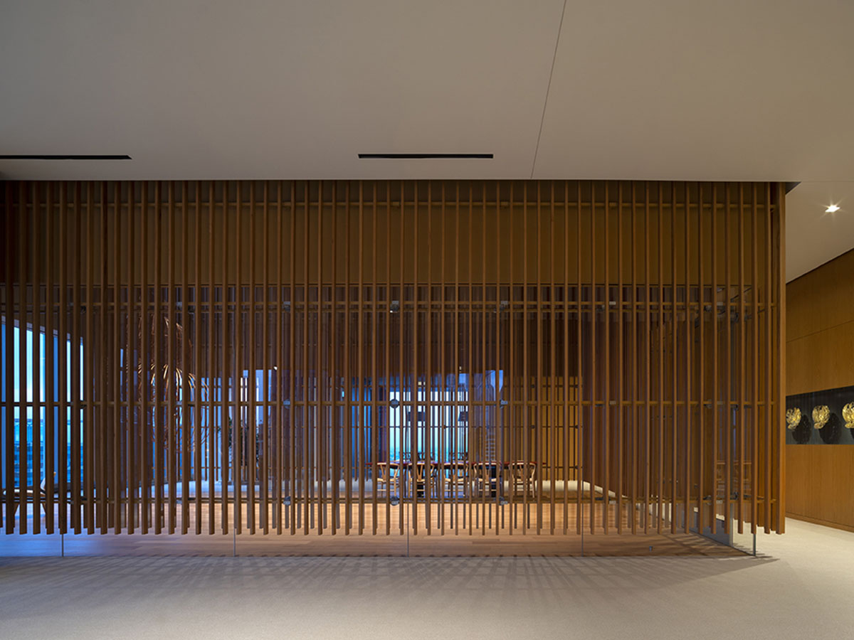 Alvisi Kirimoto transforms the 32nd floor of a skyscraper in Chicago