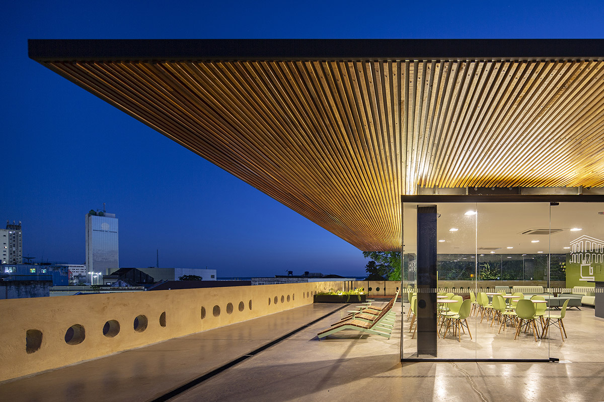 Laurent Troost Architectures revives abandoned heritage building as an innovation house in Brazil