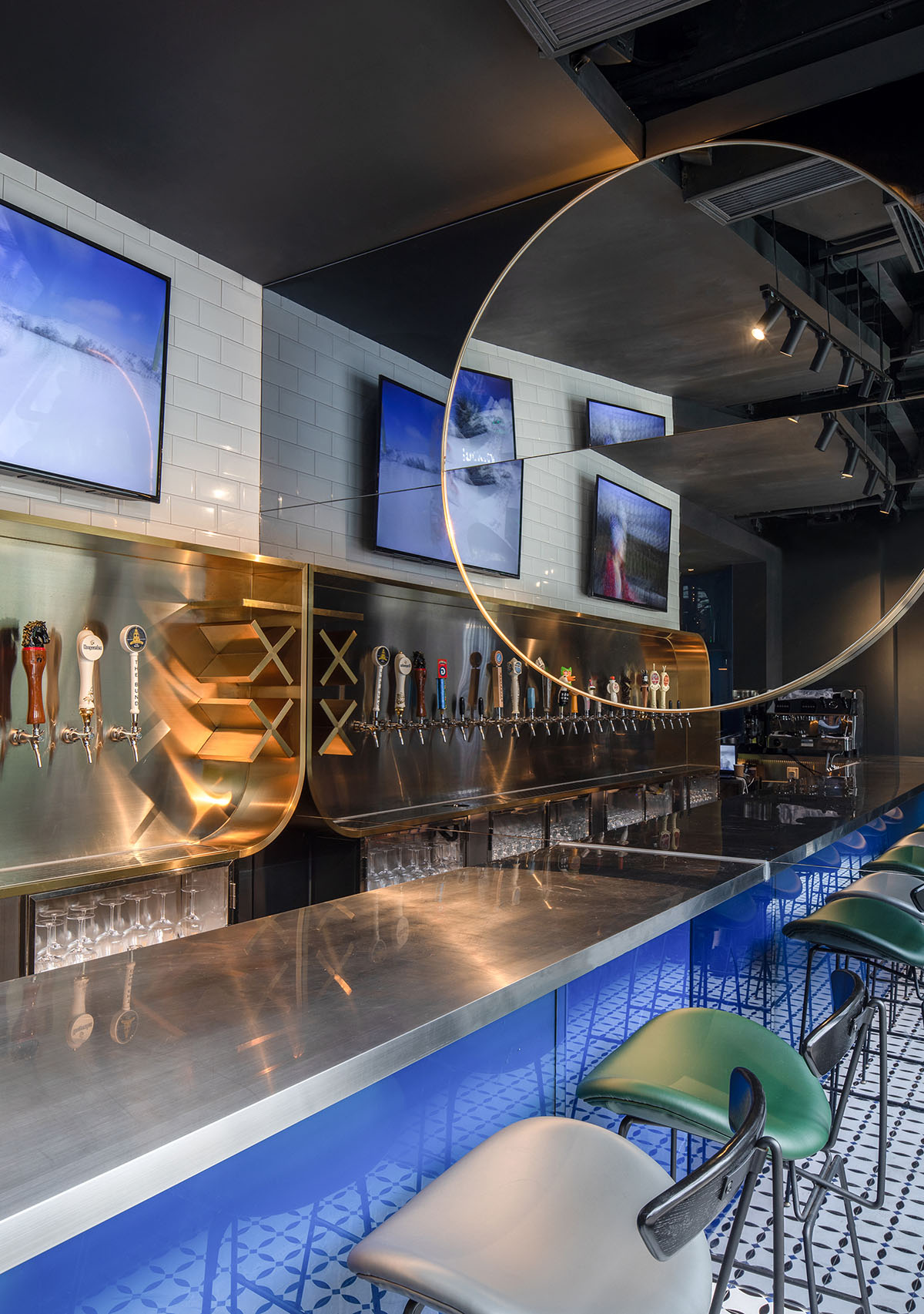 o&o studio completes MOONCRAFT bar with dark interior in Shanghai