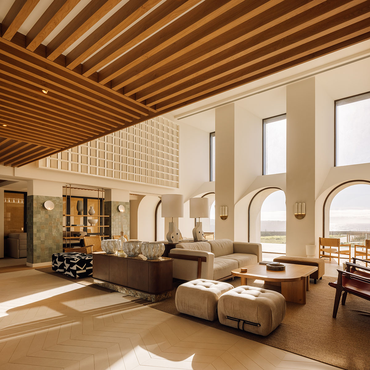 Pedra Silva Arquitectos renovates boutique hotel with articulated façade elements on a hilltop 