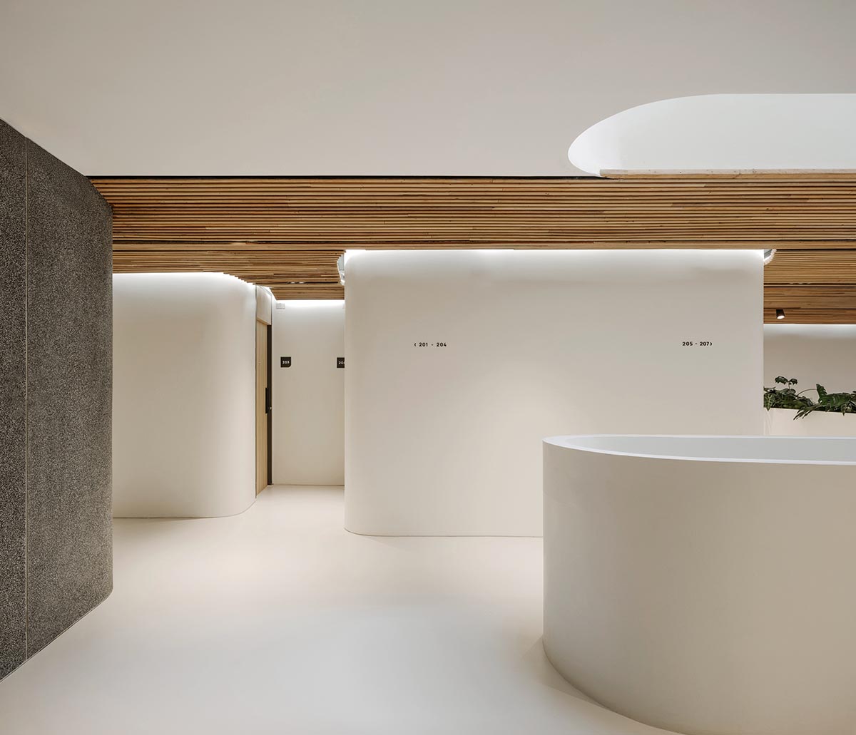 VMA Design Studio creates a fusion of local craftsmanship and contemporary design for Bangkok hotel 