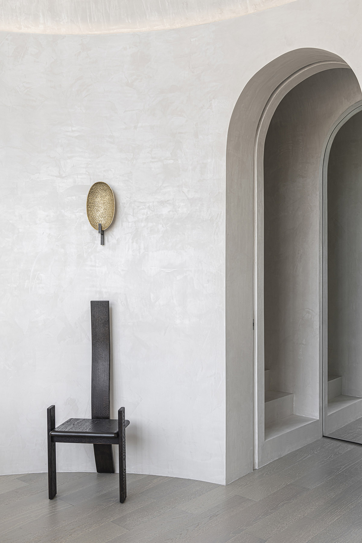 EVD designs its office that features classical aesthetics with arched elements in Shanghai