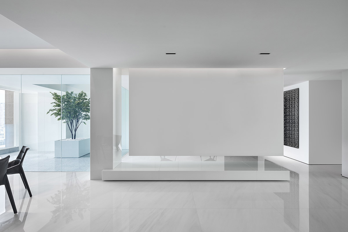 AD ARCHITECTURE designs a minimalist geometric house in Guangdong, China