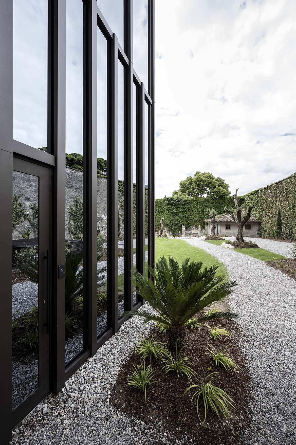 Noa* transforms old monastery into a hotel inspired by region's rural constructions in Arco