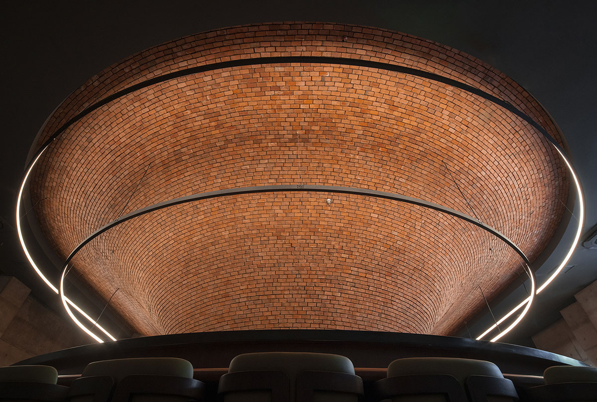 bigER club design built restaurant with valued brick walls in Shenzhen