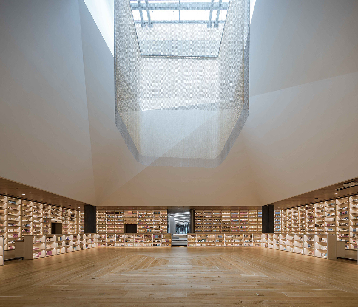 Gonverge Interior Design completes futuristic Fengdong E Pang Bookstore in Xi'an City