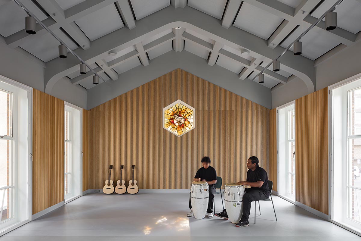 Powerhouse Company revitalizes Rotterdam's post-war church with