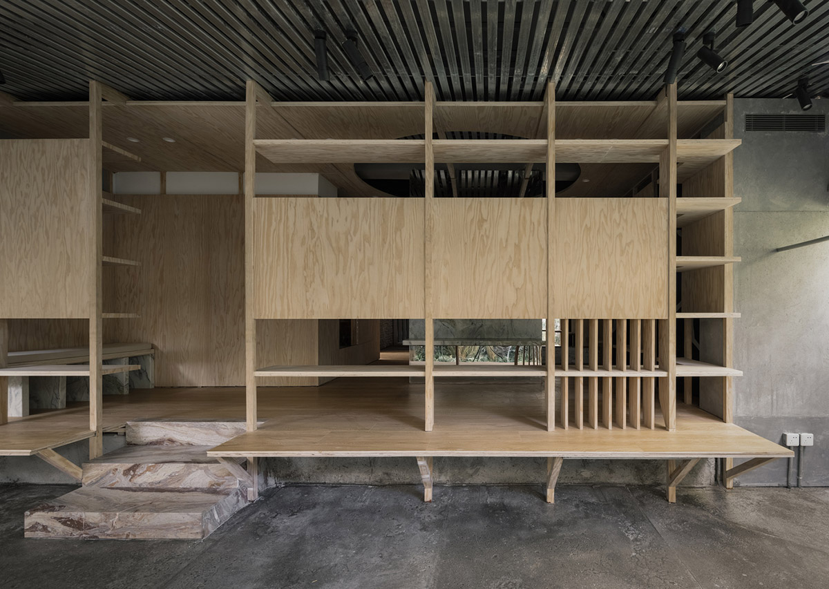 Atelier tao+c converts old residence into a store with free standing elements in Shanghai 