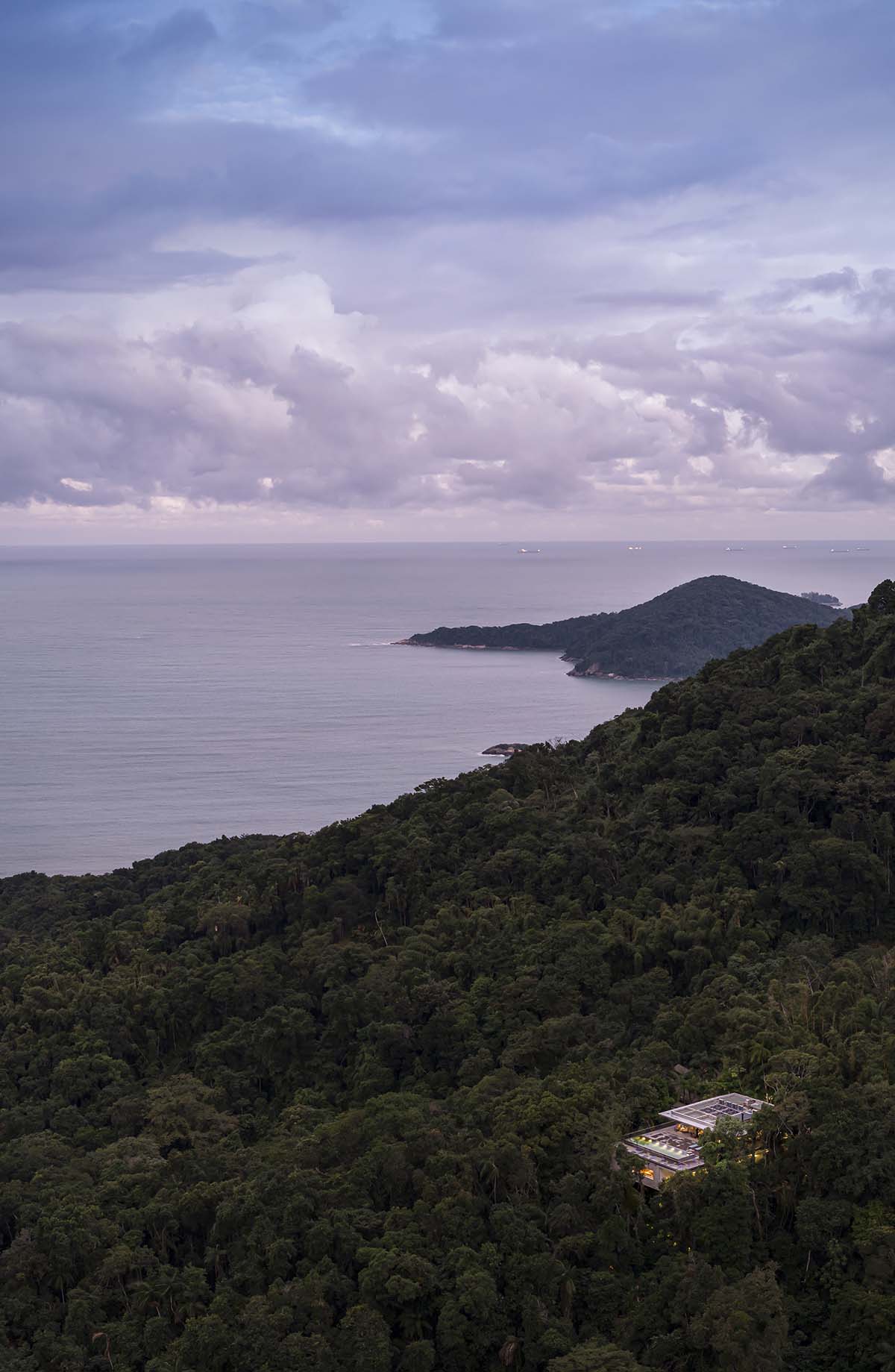Canopy House by Studio MK27 barely touches the ground amidst Brazilian tropical forest