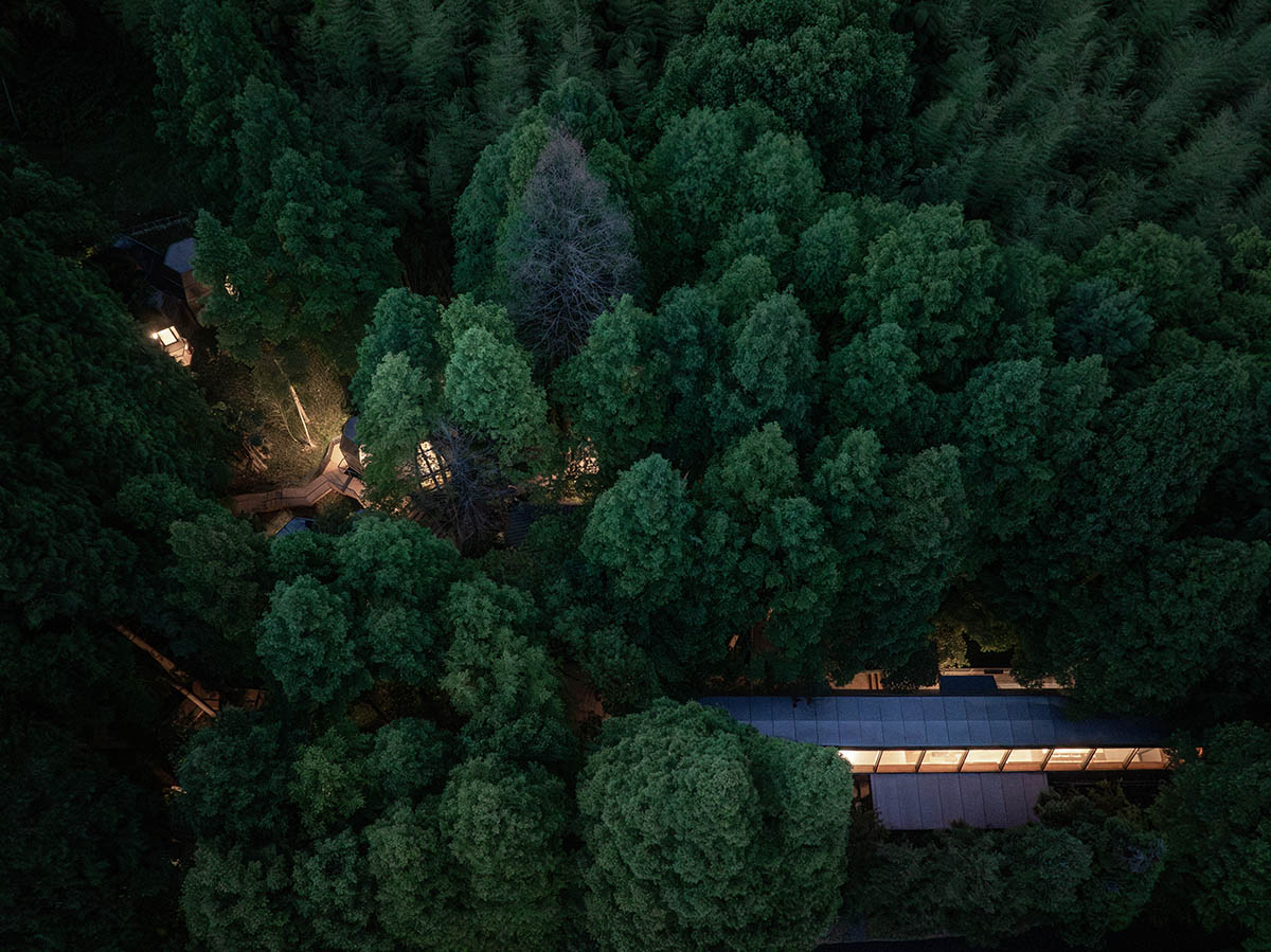 GLA Architects built a poetic hotel that looks like whispers of nature in Hangzhou
