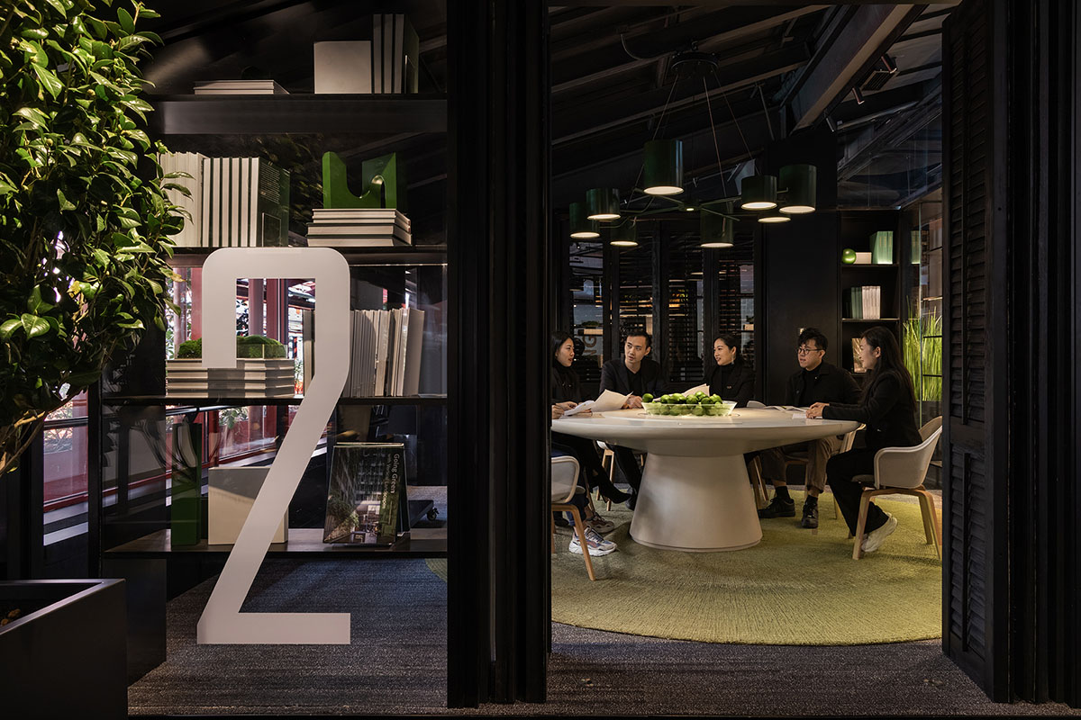 CCD HQ features industrial-style elements and greenery responding emotional needs of employees