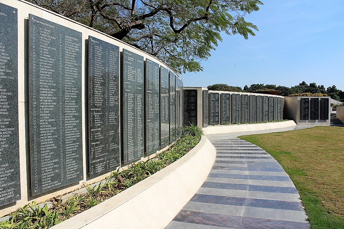 National Police Memorial At New Delhi Is A Blend Of Art, Architecture & Sculpture