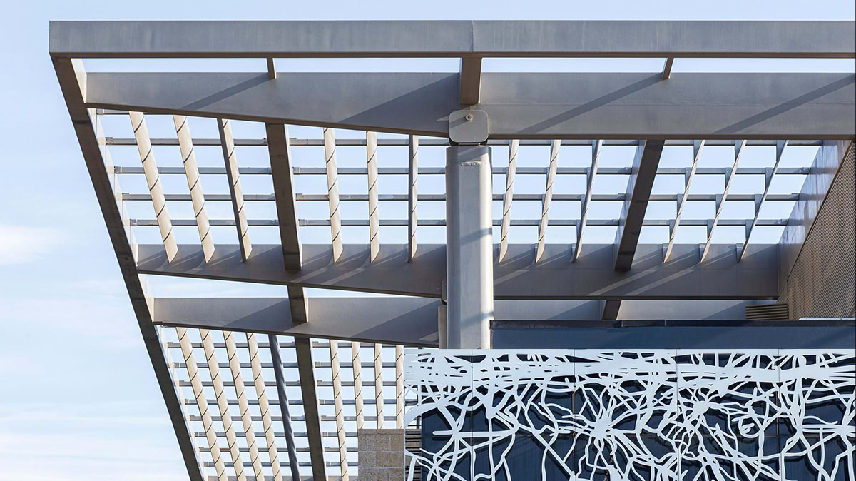 Foster + Partners wraps research facility with neurological brain-inspired screen in Jerusalem