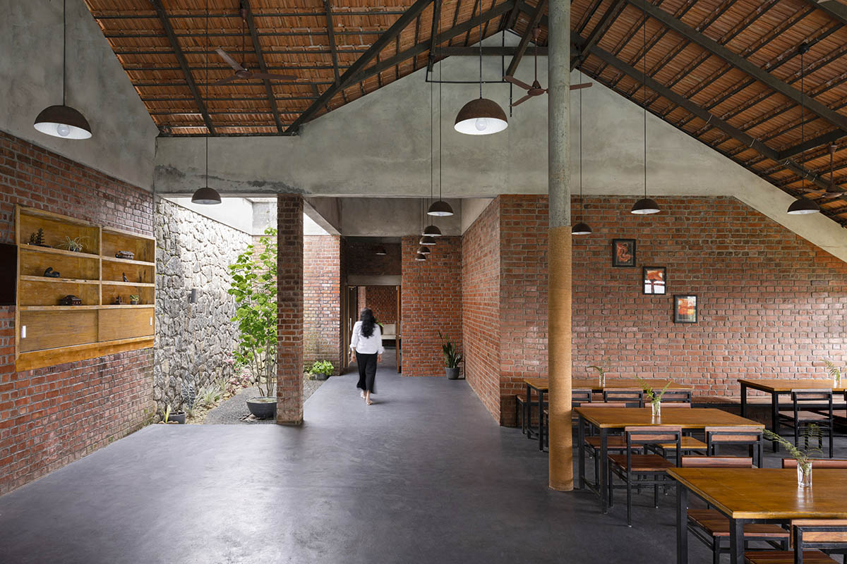 Srijit Srinivas - ARCHITECTS completes resort with dispersed villas in the hills of Idukki, India