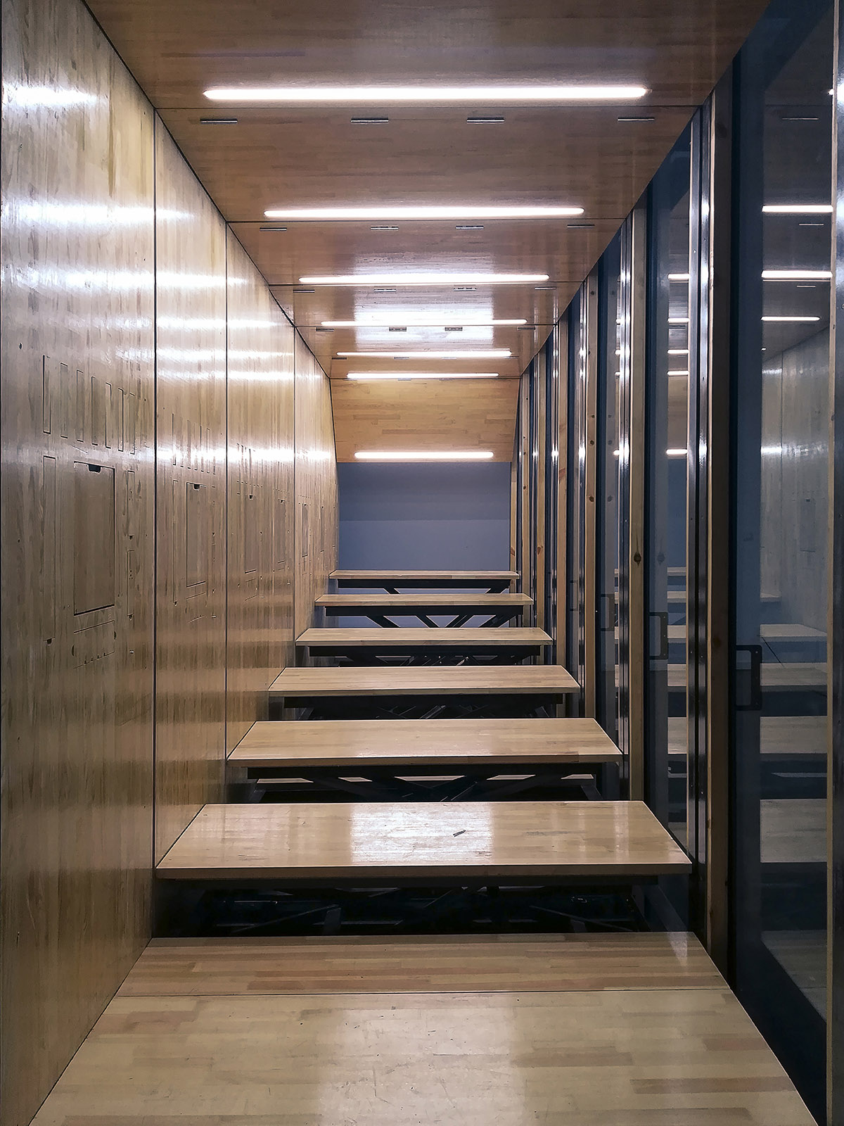 LUO studio designed one module that can adapt to various office spaces in Beijing