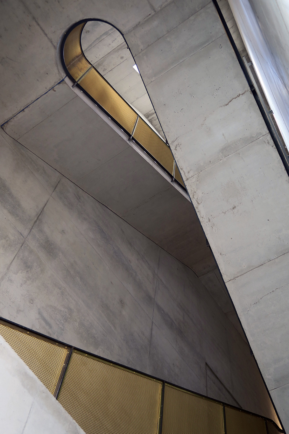 Philipp von Matt Architects combines sculptural home and studio with light-flooded rooms in Berlin