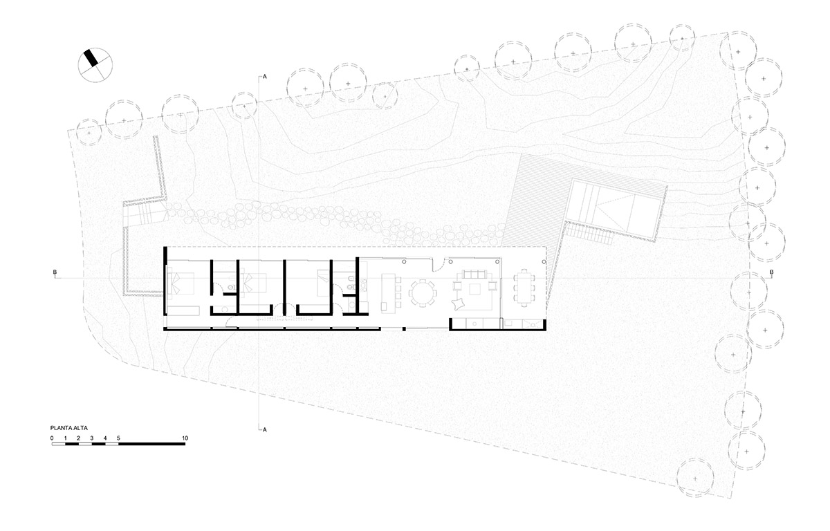 En Obra Arquitectos completes concrete Casa Pirca in Argentina