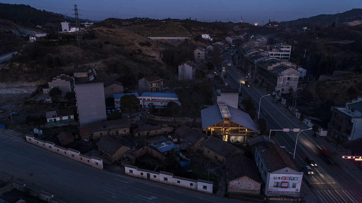 LUO studio completes Party and Public Service Center of Yuanheguan Village in China