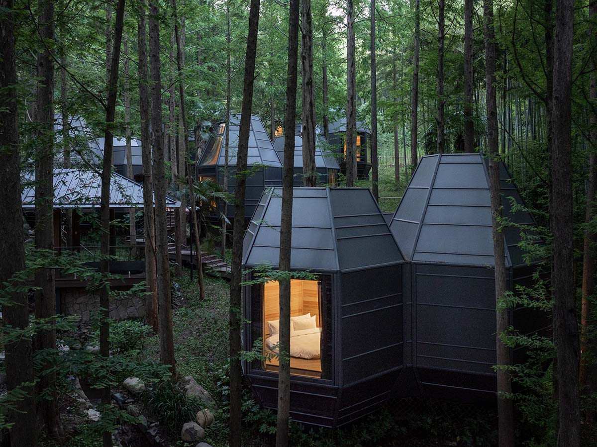 GLA Architects built a poetic hotel that looks like whispers of nature in Hangzhou