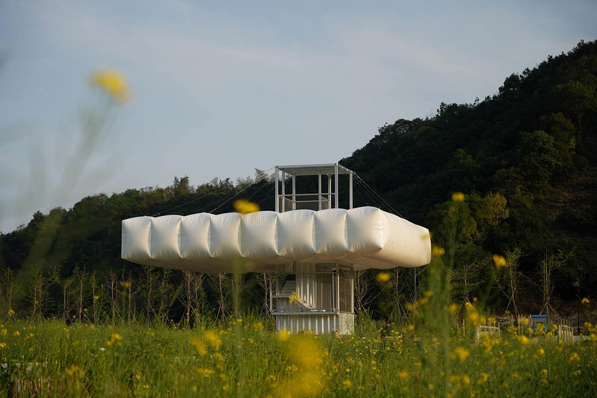 Practice on Earth and Increments Studio complete inflatable structures in Ningbo, China