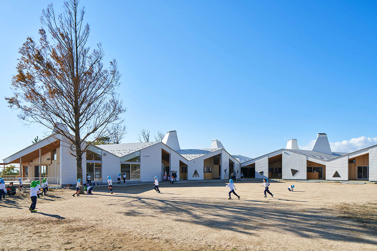Zigzag roof and wooden trusses define Yamaikarashi Nursery School by Takeru Shoji Architects