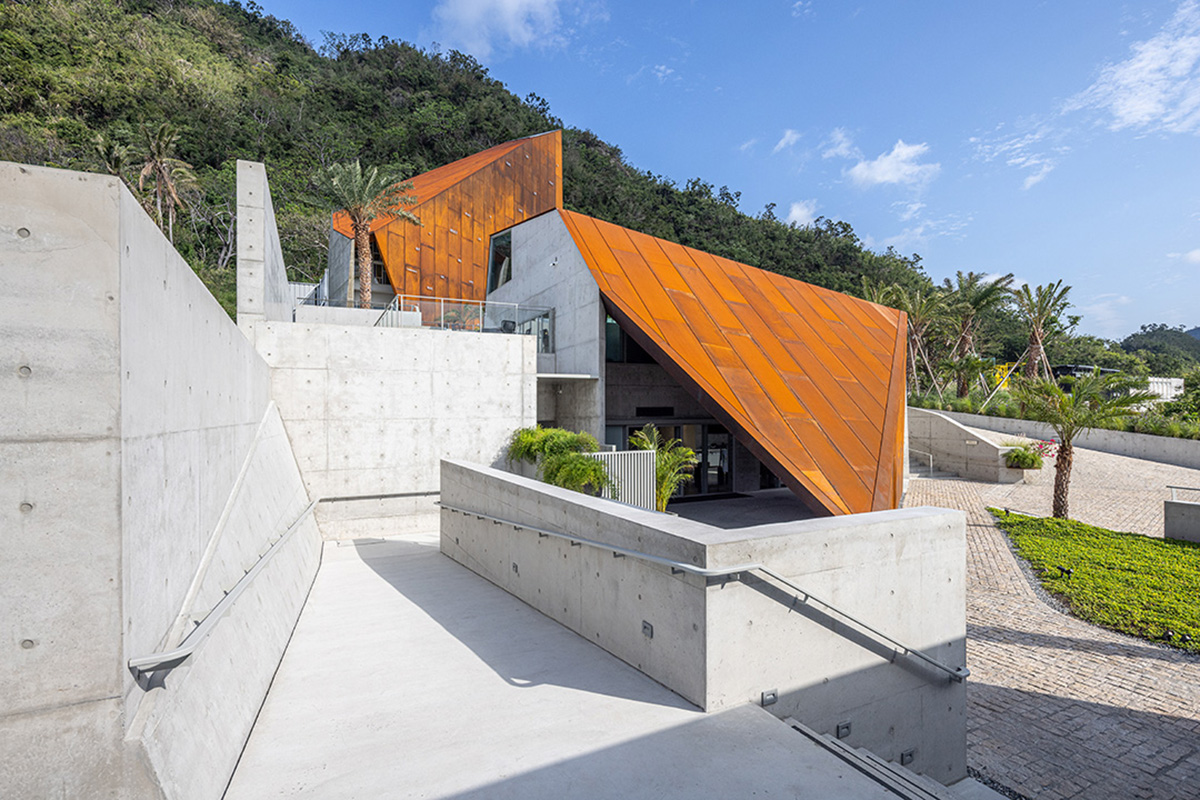 A spiritual map is unfolded for an art center designed by Behet Bondzio Lin Architekten