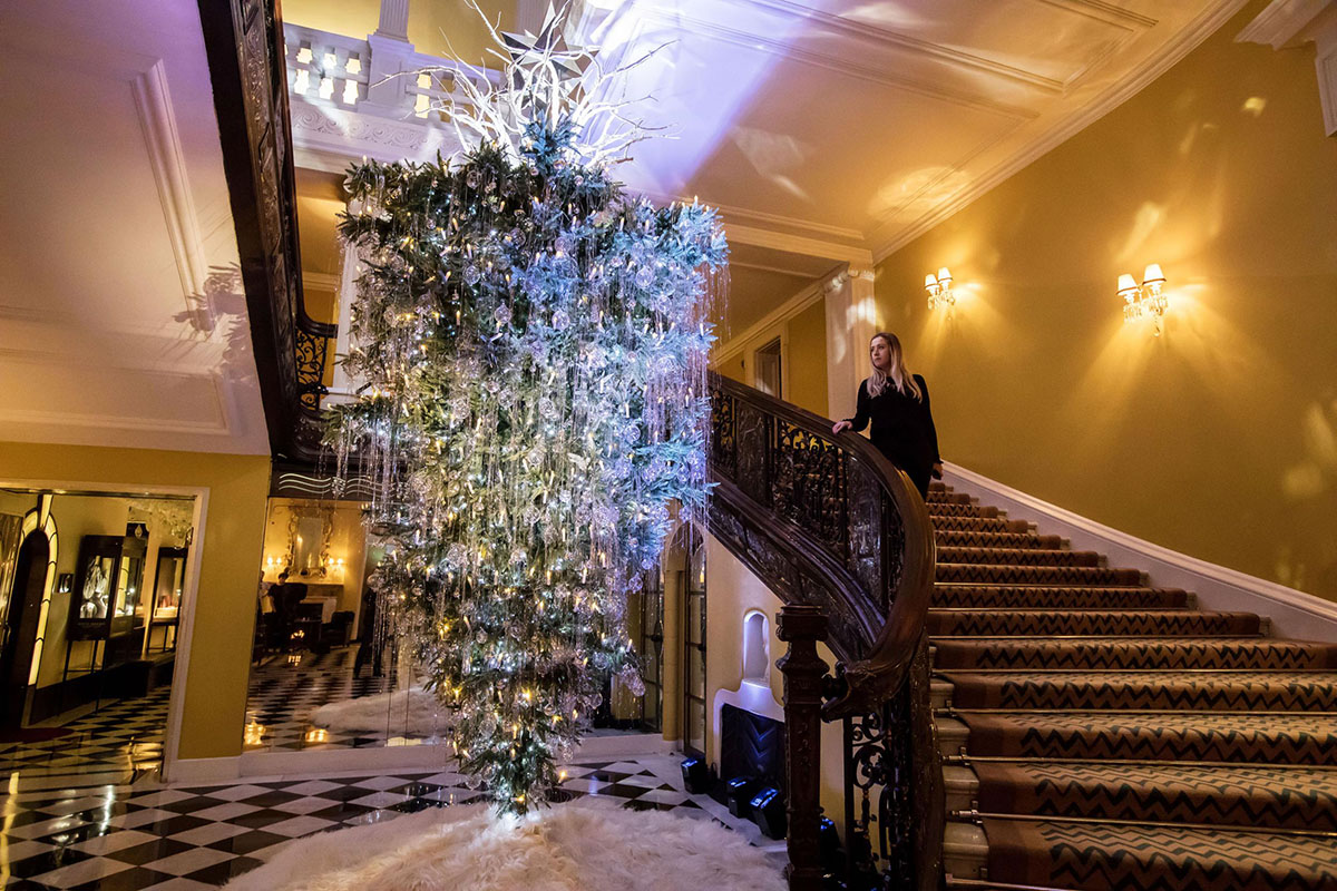 Karl Lagerfeld unveils design for Claridge's Christmas tree featuring