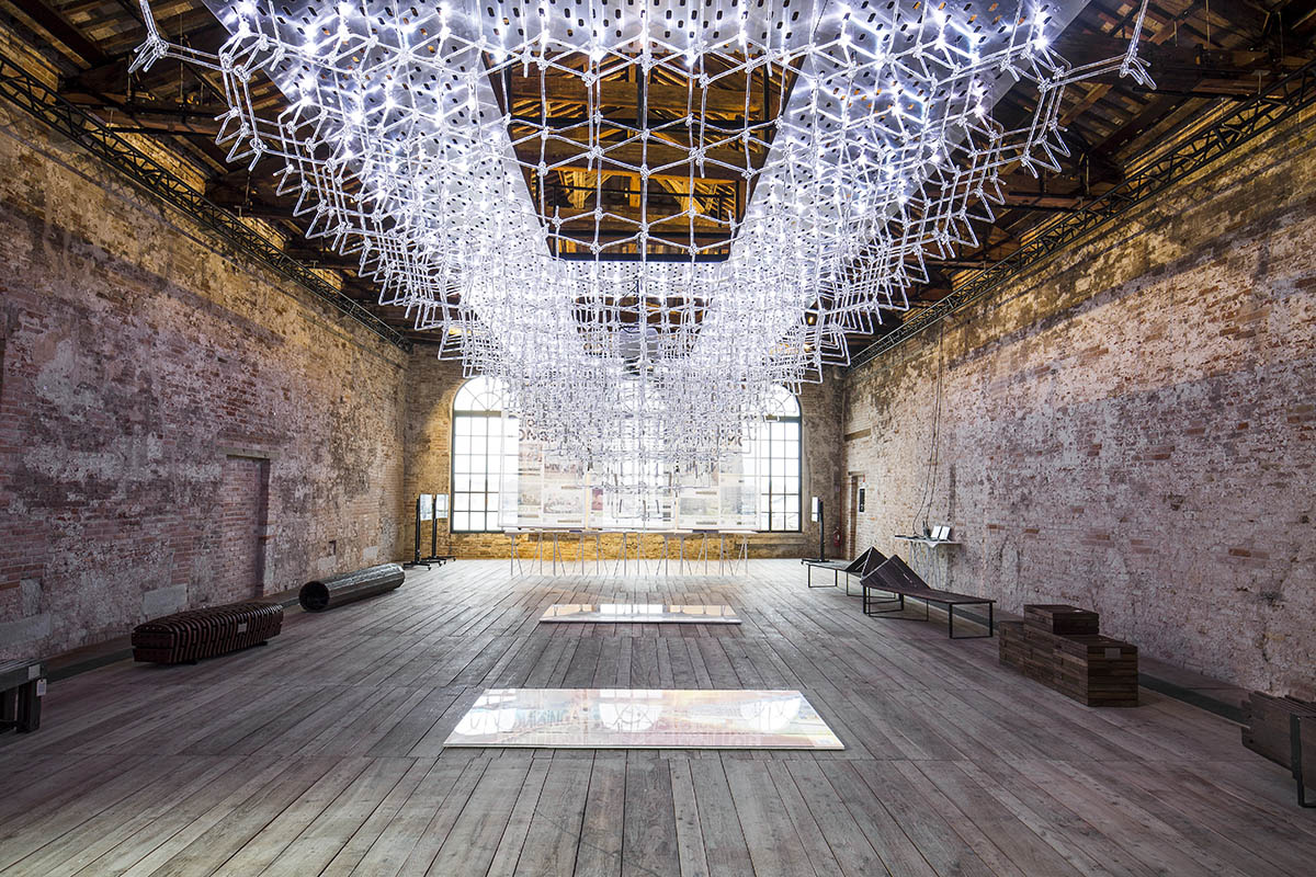 Singapore Pavilion fosters the question of