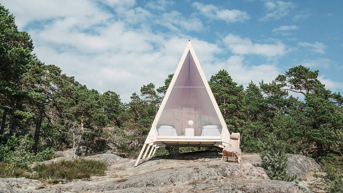 Robin Falck built this zero-emissions cabin that can be installed anywhere