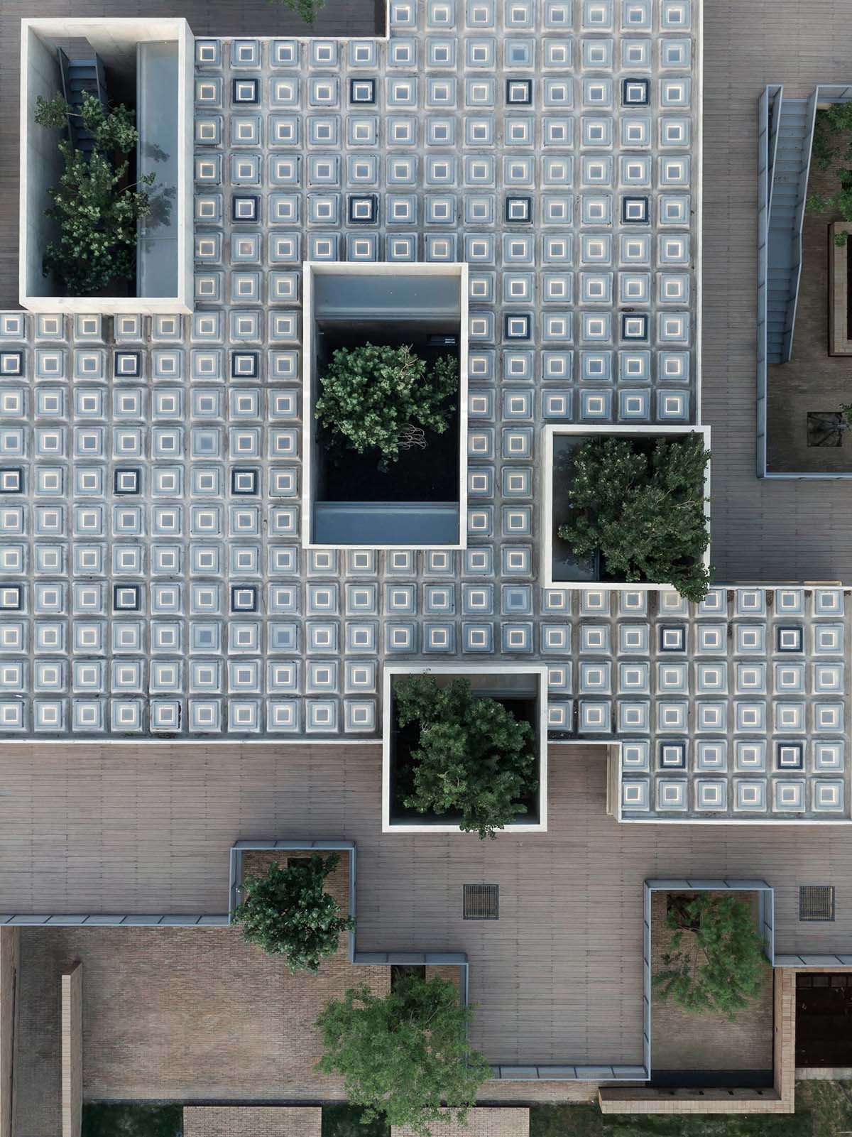 Vector Architects completes restaurant with bold &ldquo;dispersed&rdquo; concrete canopies in China