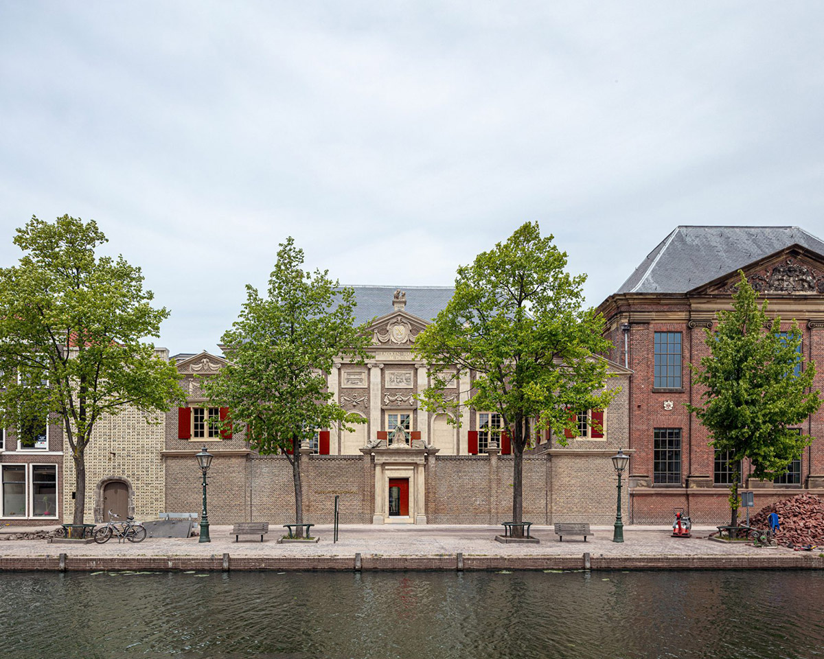 Museum De Lakenhal gets new extension featuring zigzagging brick facade in Leiden