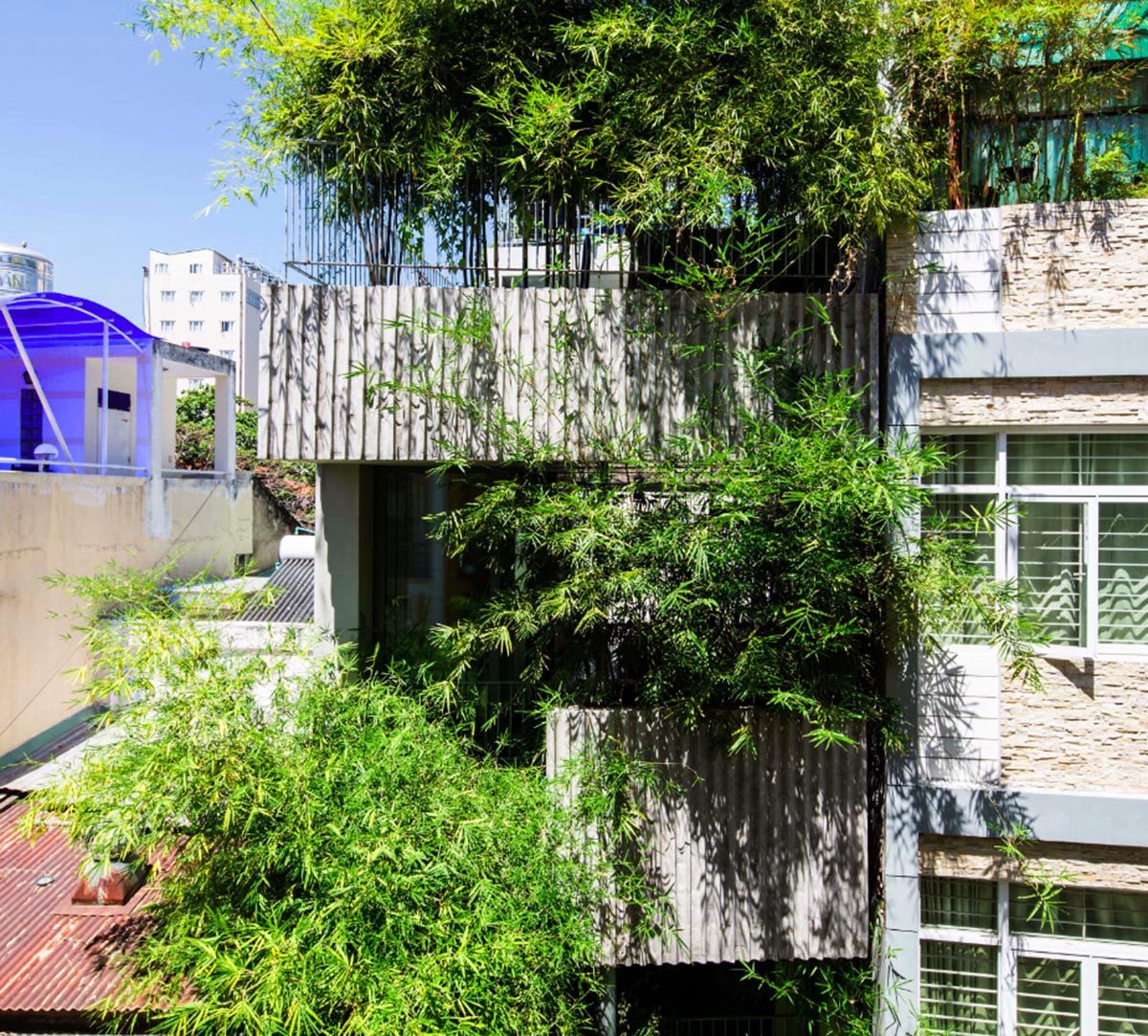 VTN Architects designs pop-up green facade for Bamboo House in a narrow site of Vietnam