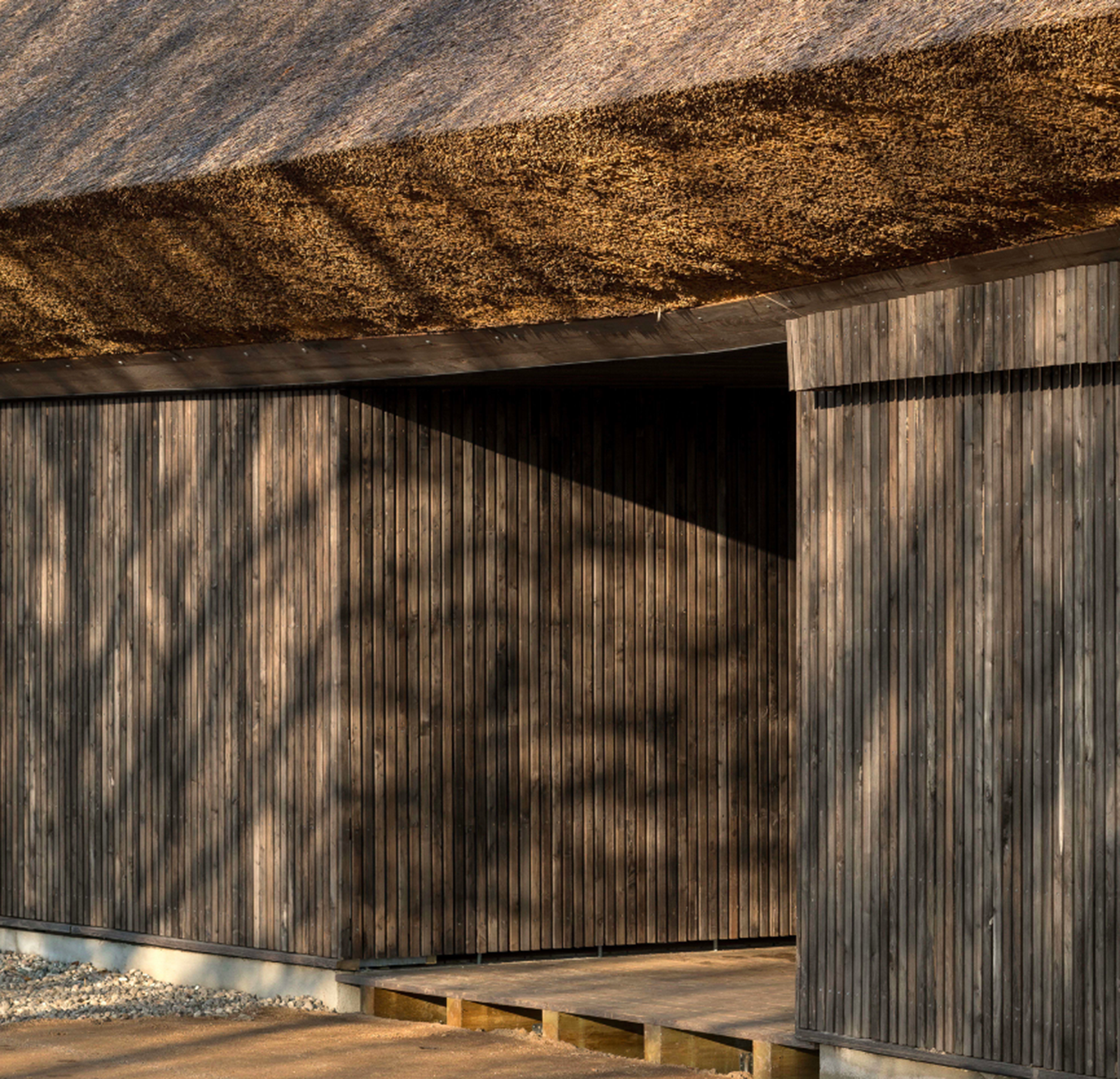 Dorte Mandrup Arkitekter completes new Danish Wadden Sea Centre made of harvested straw