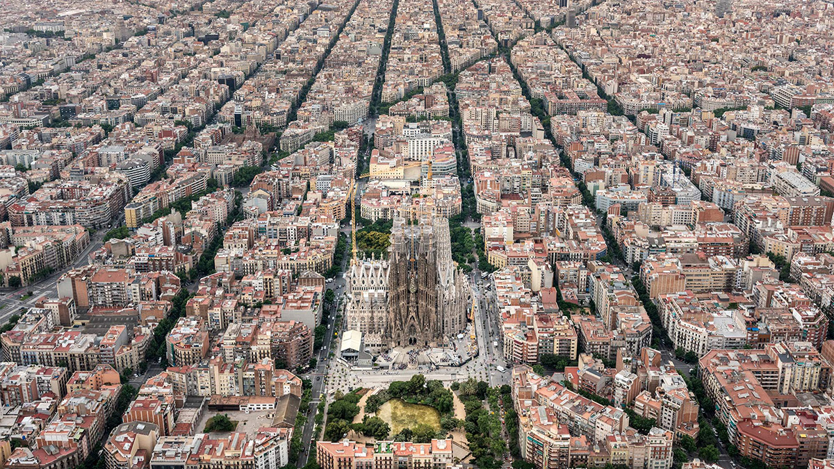 Gaudi's Sagrada Familia receives building permit after 137 years