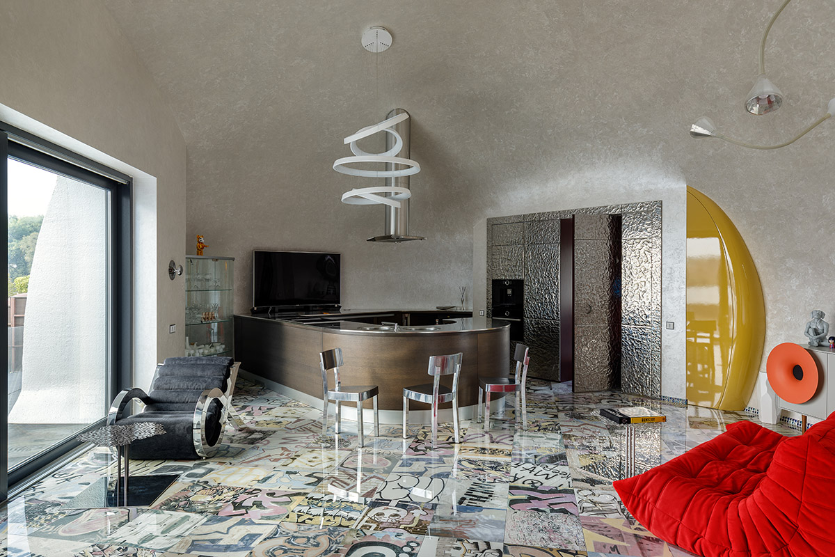 Nat Telichenko completes retro-futuristic Baan Bubble Dome House in Kharkiv, Ukraine