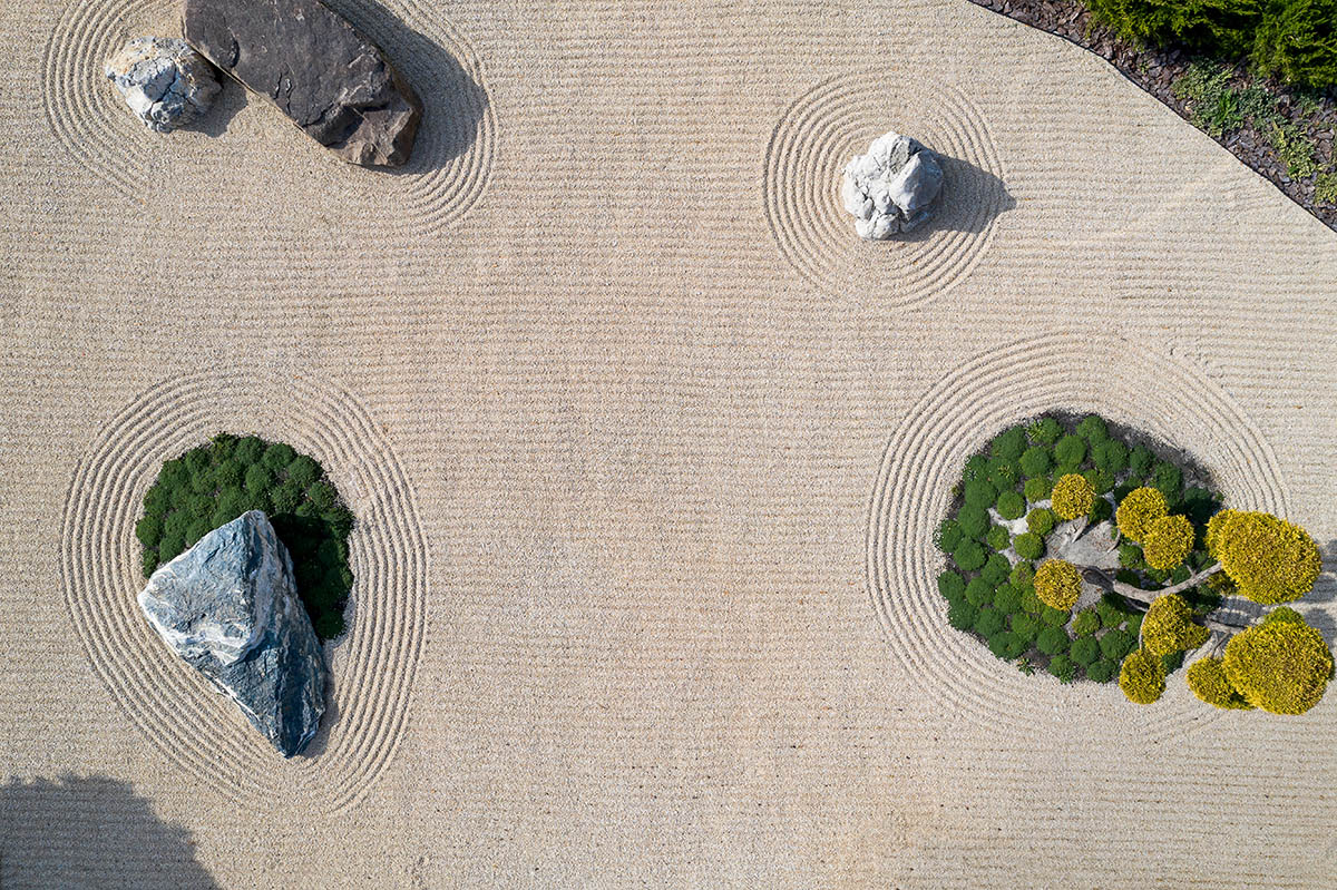 Nat Telichenko completes retro-futuristic Baan Bubble Dome House in Kharkiv, Ukraine