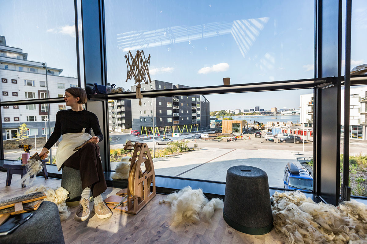 Snøhetta completes new Art School creating metallic effect in the city of Bergen