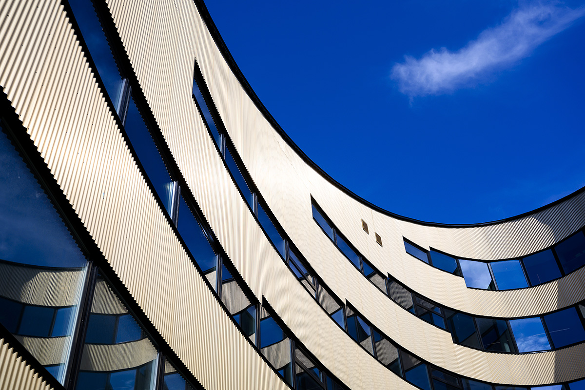 Snøhetta's new office building produces more energy than it consumes in Norway