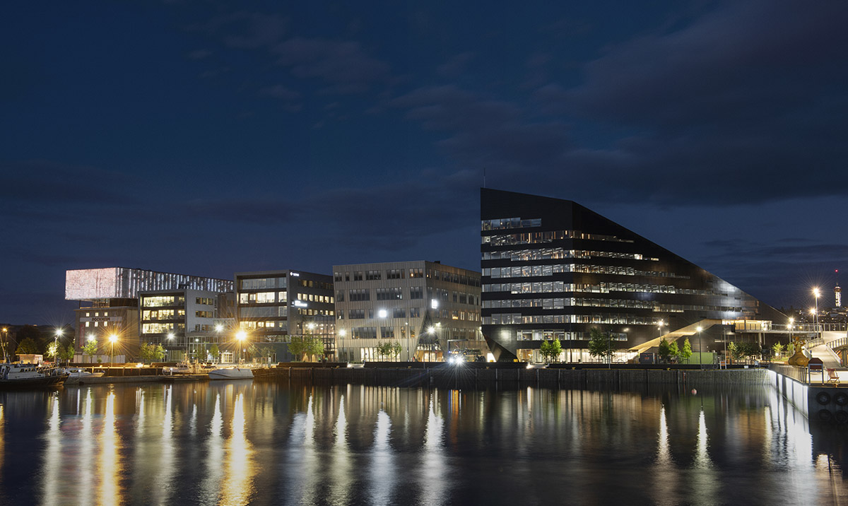 Snøhetta's new office building produces more energy than it consumes in Norway