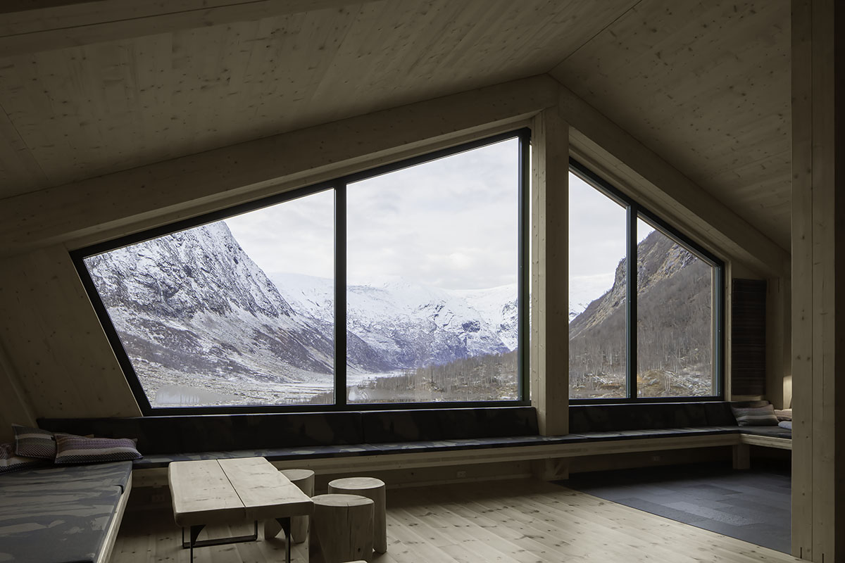Snøhetta built pentagonal and oblique wooden cabins for hikers on the mountains of Luster