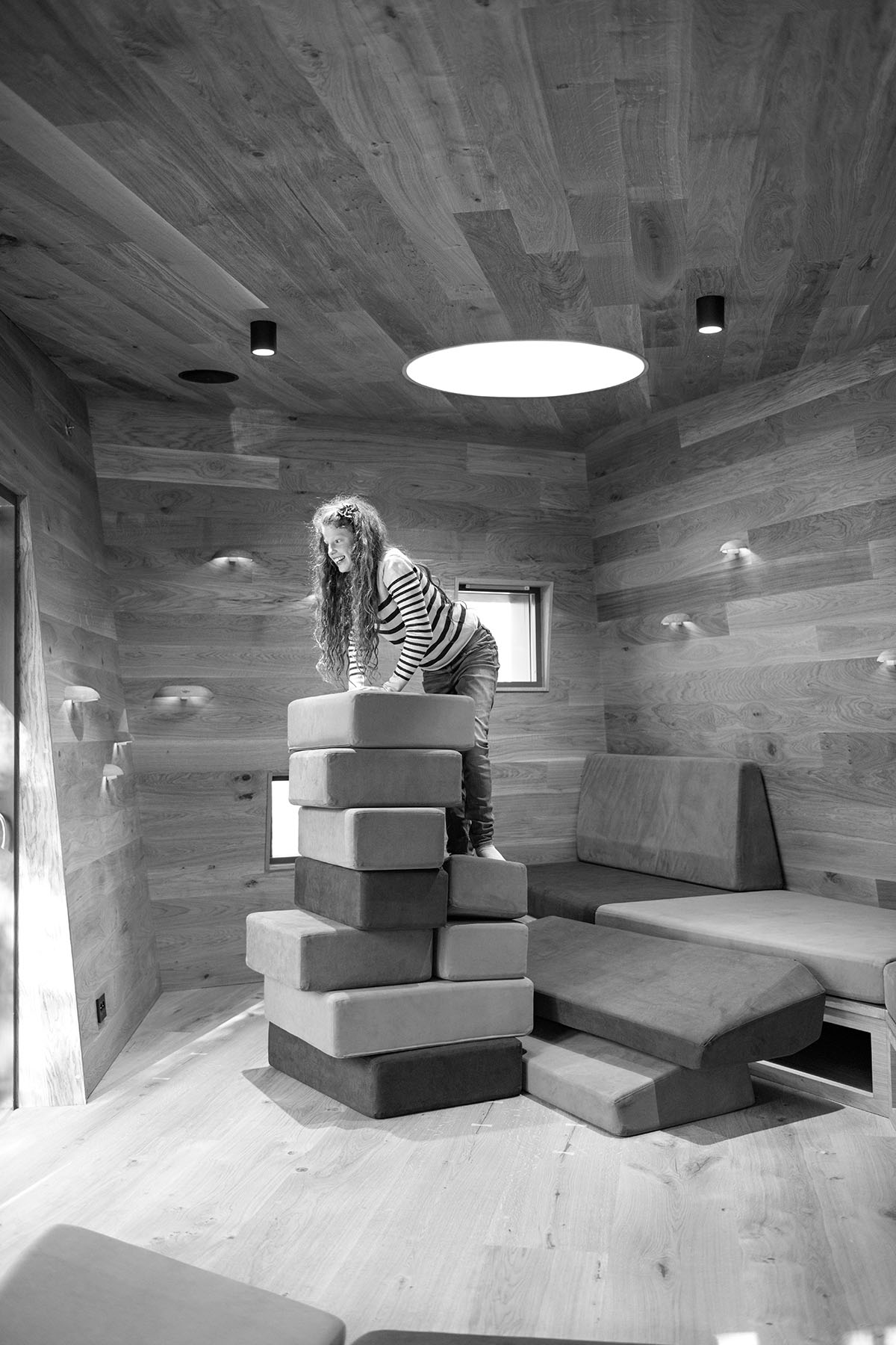 Snøhetta Designs Wooden Care Cabin For Patients at Norway’s Largest Hospitals