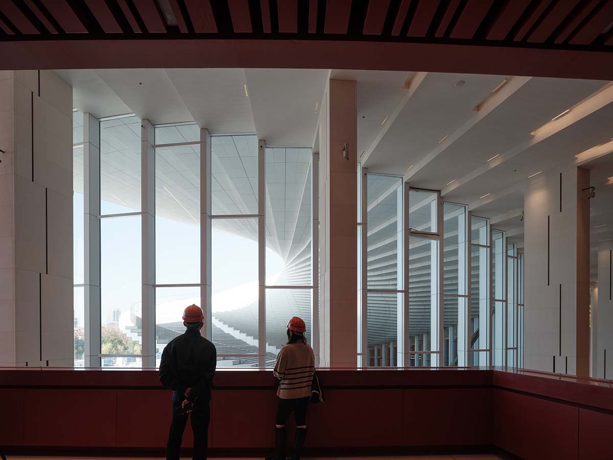 Sn&oslash;hetta's Shanghai Grand Opera House nears completion