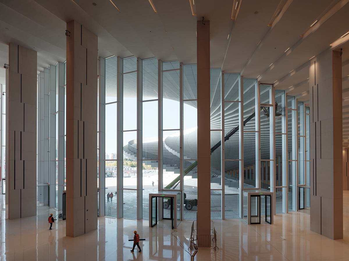 Sn&oslash;hetta's Shanghai Grand Opera House nears completion