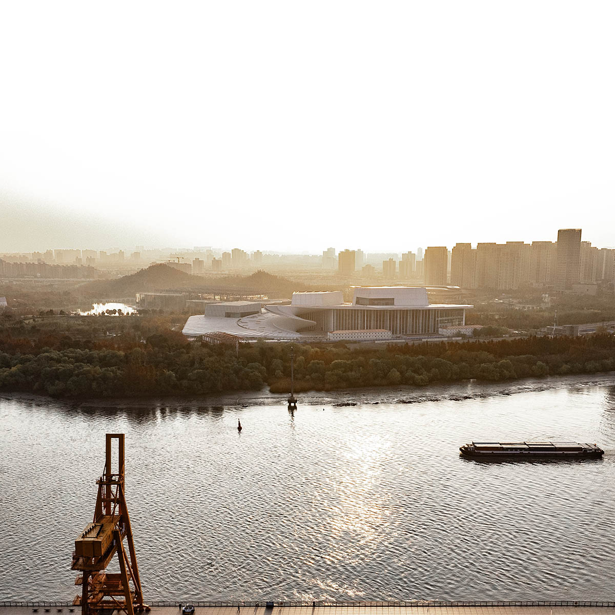 Sn&oslash;hetta's Shanghai Grand Opera House nears completion